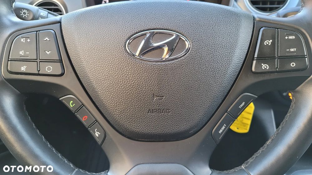Hyundai i10 1.2 YES Gold - 9