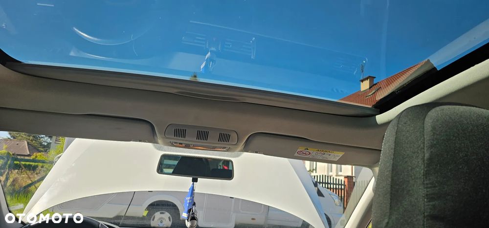 Skoda RAPID 1.2 TSI Edition - 32