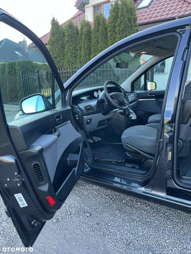 Peugeot 807 - 2