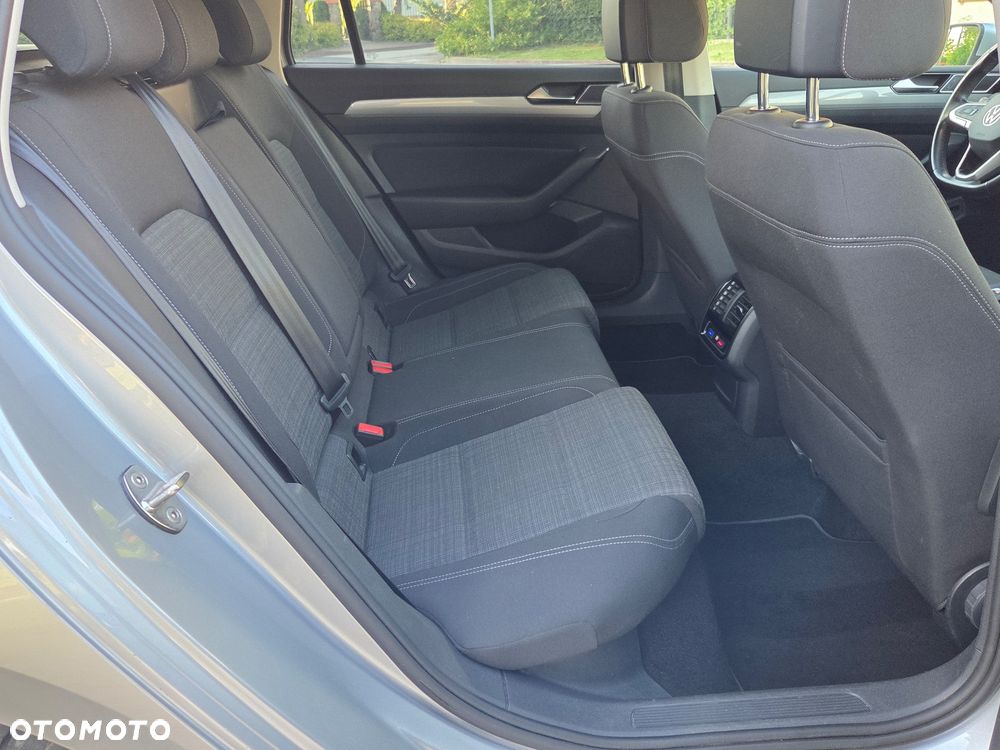 Volkswagen Passat 2.0 TDI BMT Highline DSG - 17