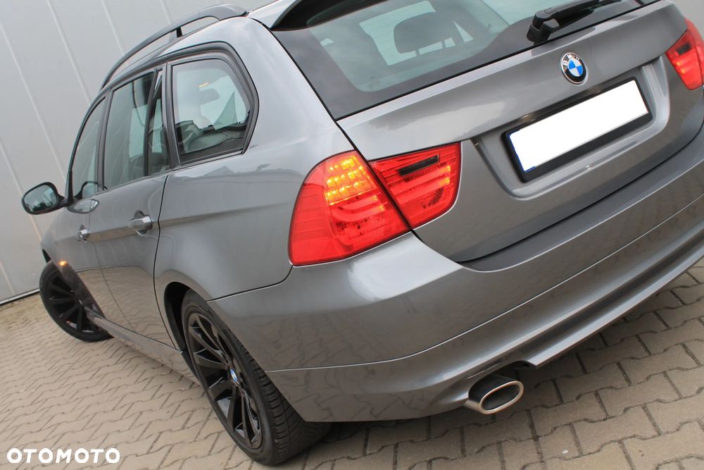 BMW Seria 3 318d DPF Edition Exclusive - 19