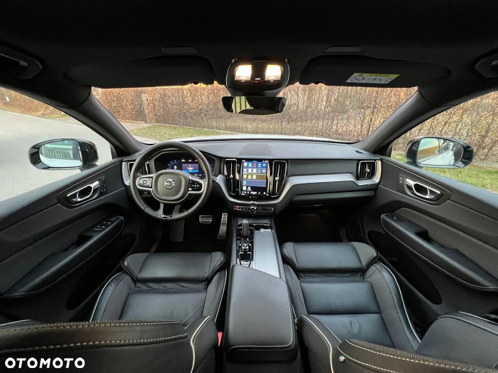 Volvo XC 60 B4 D Ultimate Dark - 22
