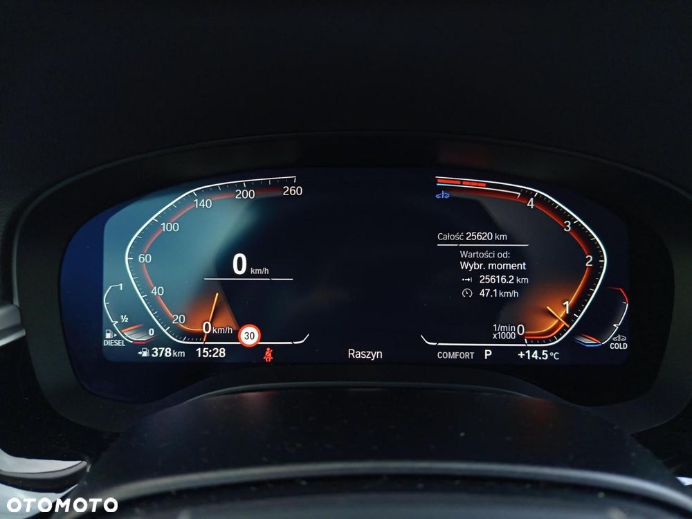 BMW Seria 5 - 13