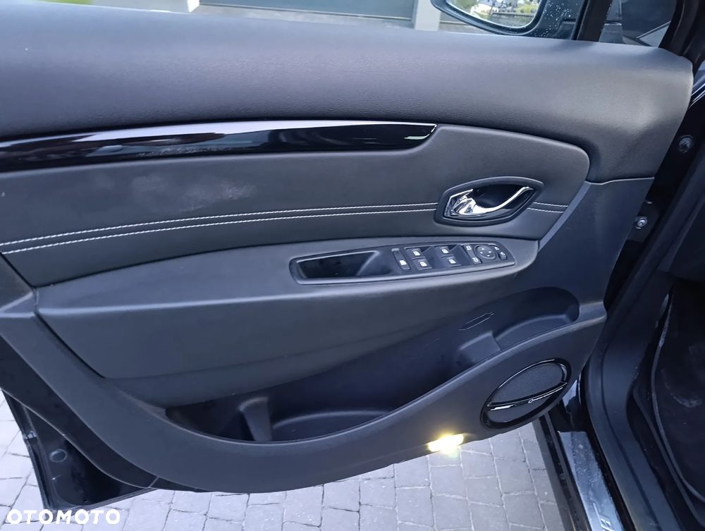 Renault Scenic - 23