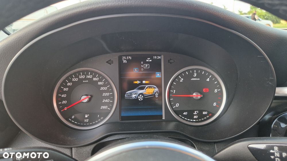 Mercedes-Benz GLC 200 d 4-Matic - 18