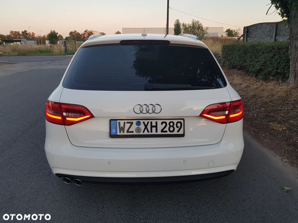 Audi A4 Avant 2.0 TDI ultra DPF Attraction - 4