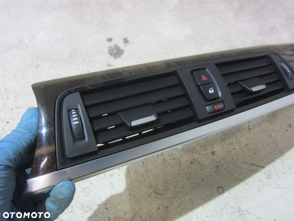 BMW F30 F34 KRATKA NAWIEWU W DESKE DEKOR ŚRODKOWY 51459249116 64229218552 - 4