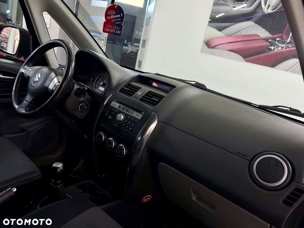 Suzuki SX4 - 40
