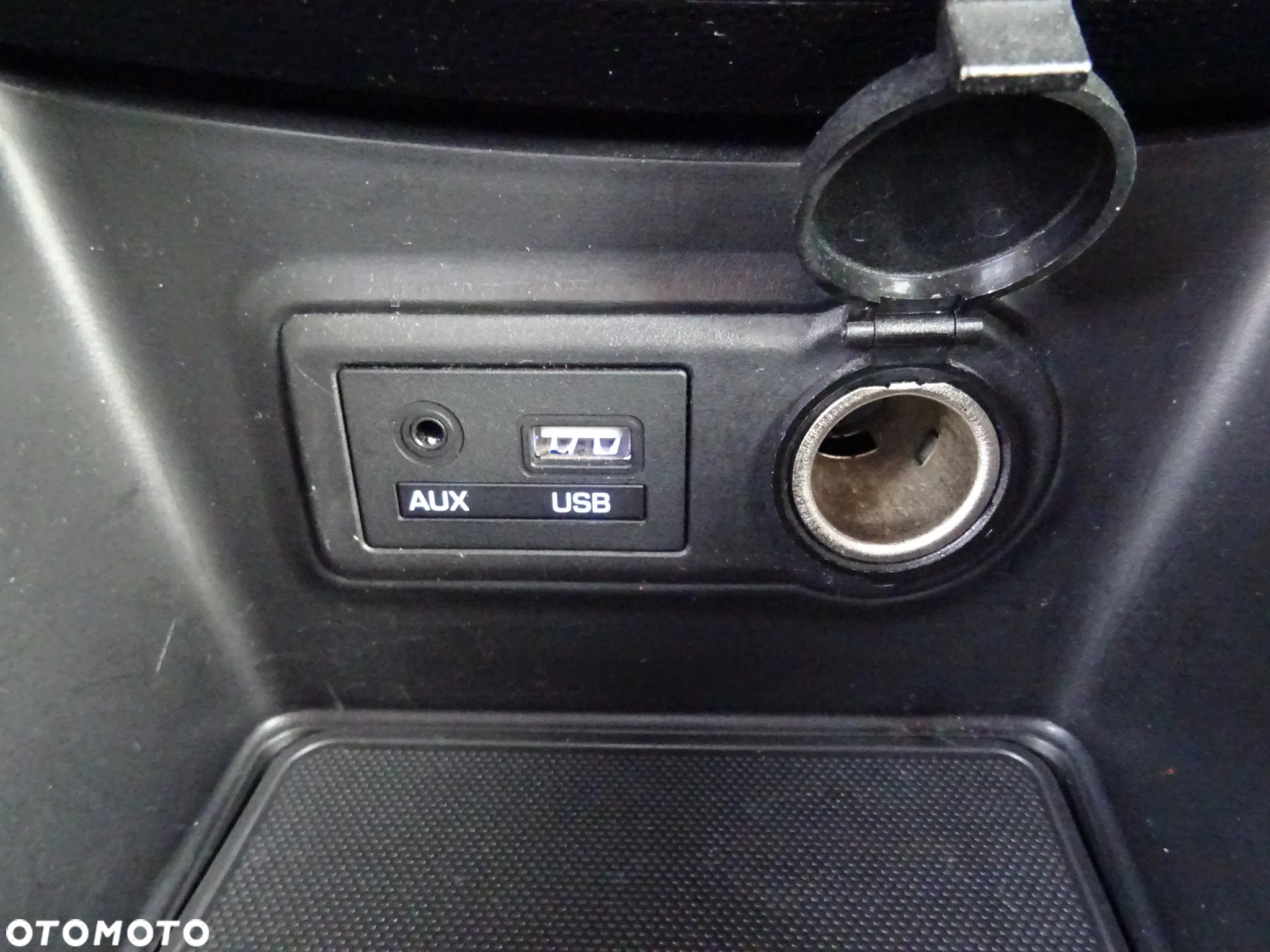Hyundai ix20 1.4 blue Comfort - 28