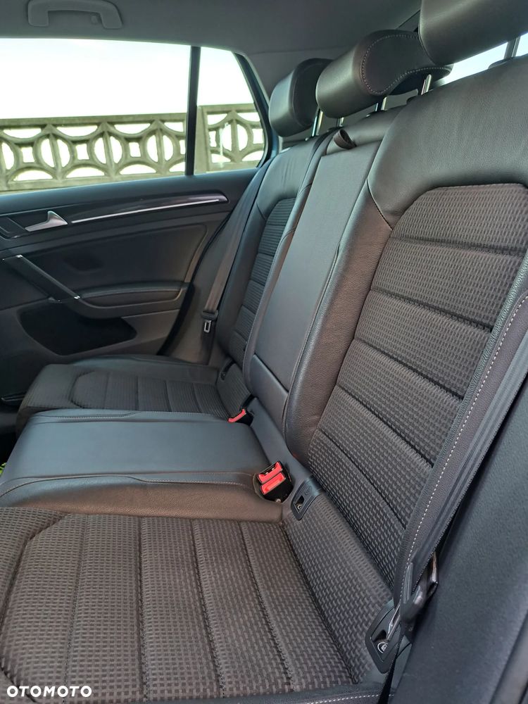 Volkswagen Golf 1.4 TSI BMT Highline - 9