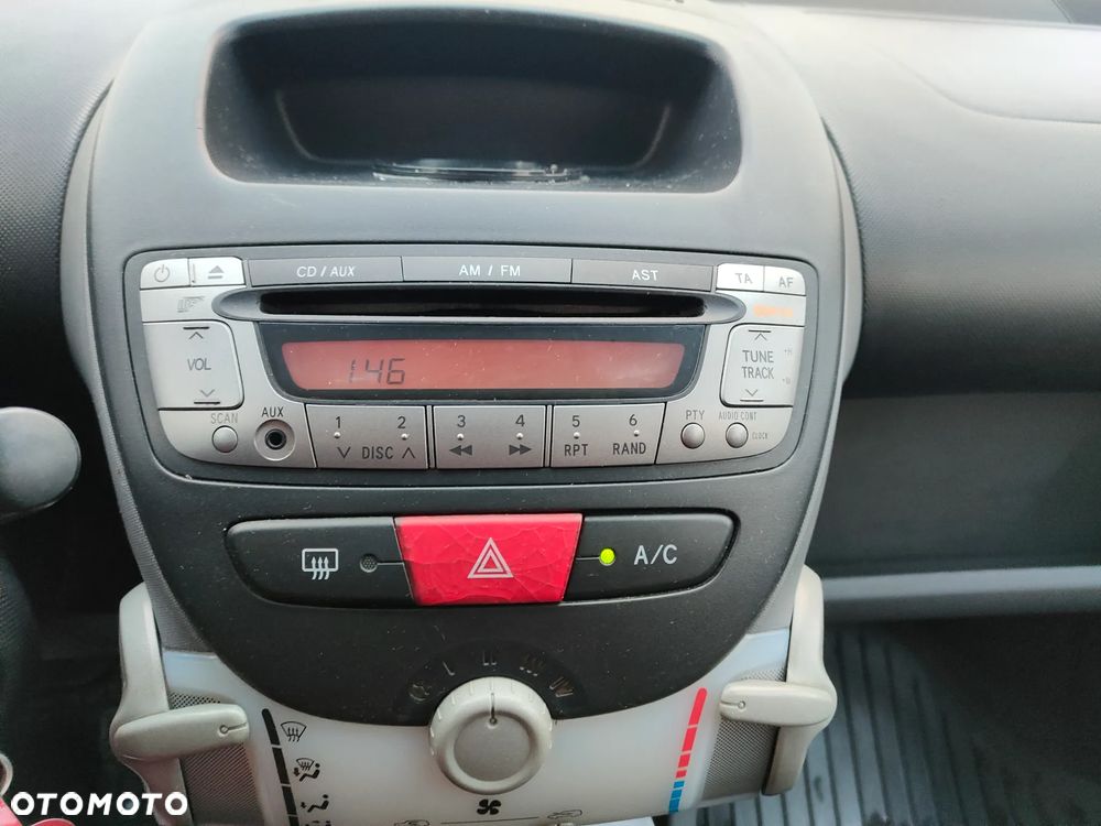 Citroën C1 1.0i Desire - 8