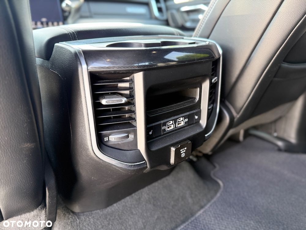 RAM 1500 Crew Cab Laramie - 30