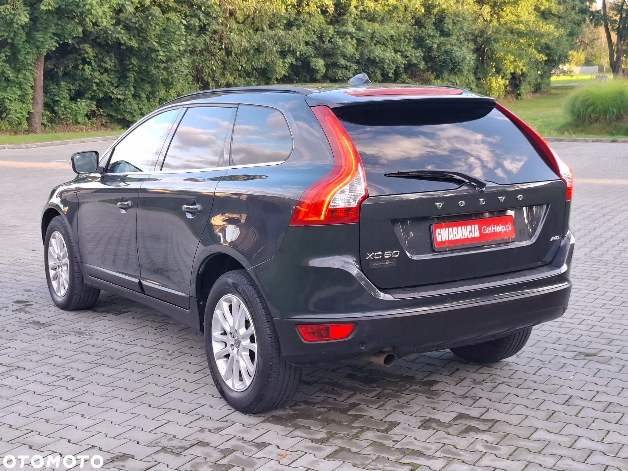 Volvo XC 60 D5 AWD Momentum - 9
