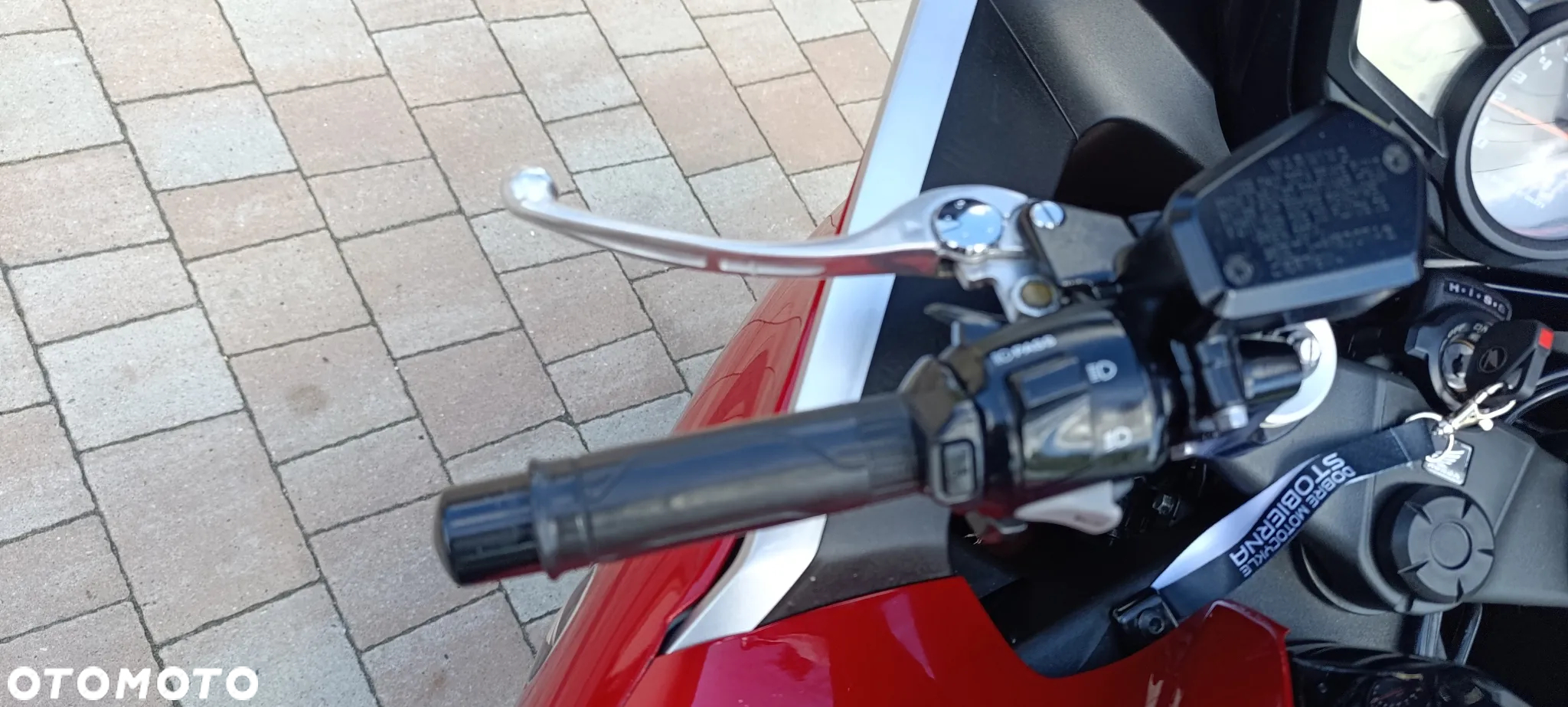 Honda VFR - 12