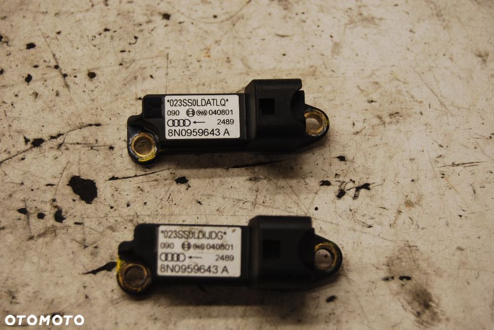CZUJNIK UDERZENIA 8N0959643A AUDI TT - 1