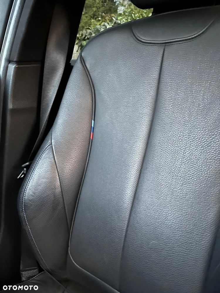 BMW Seria 3 320d xDrive M Sport - 17