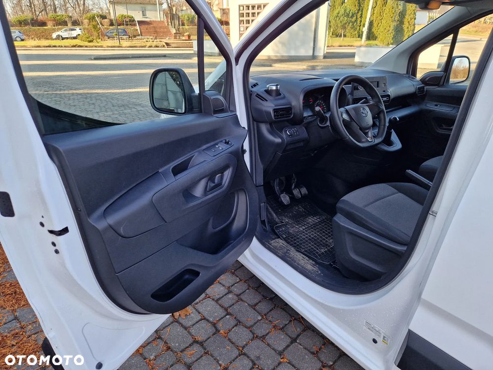 Opel Combo - 11