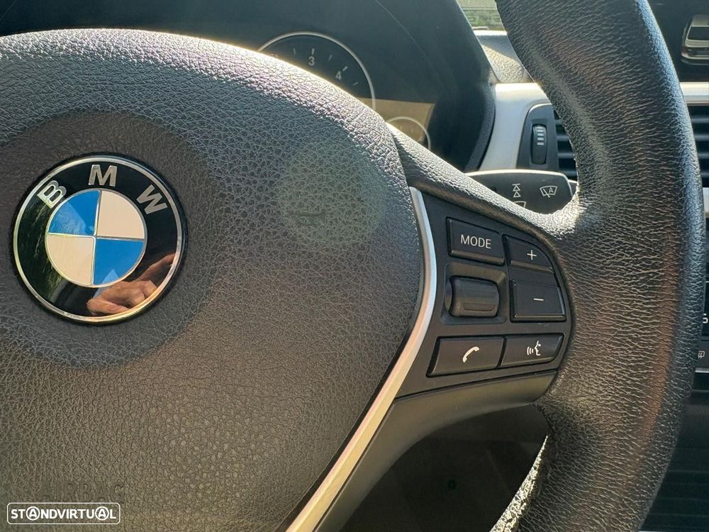 BMW 318 d Auto - 40