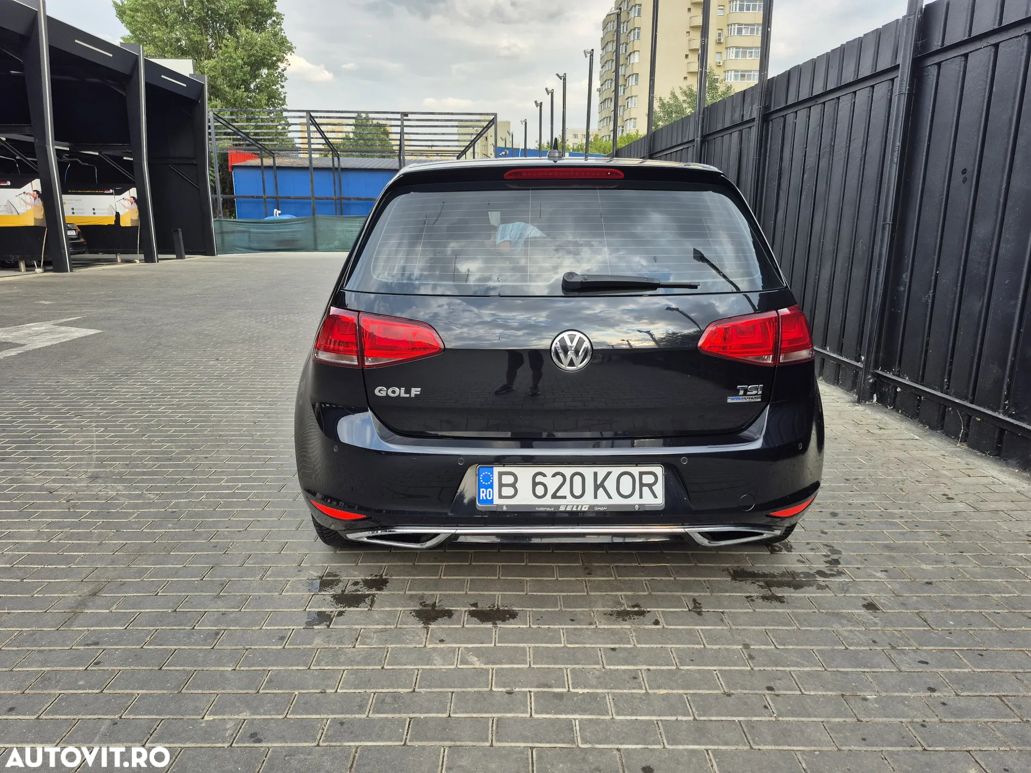 Volkswagen Golf 1.2 TSI BlueMotion Technology Comfortline - 4