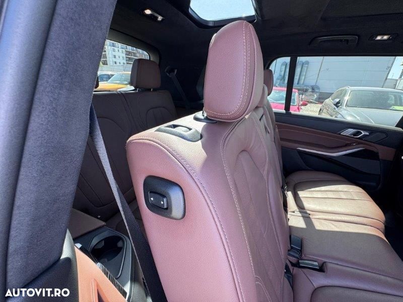 BMW X7 - 9