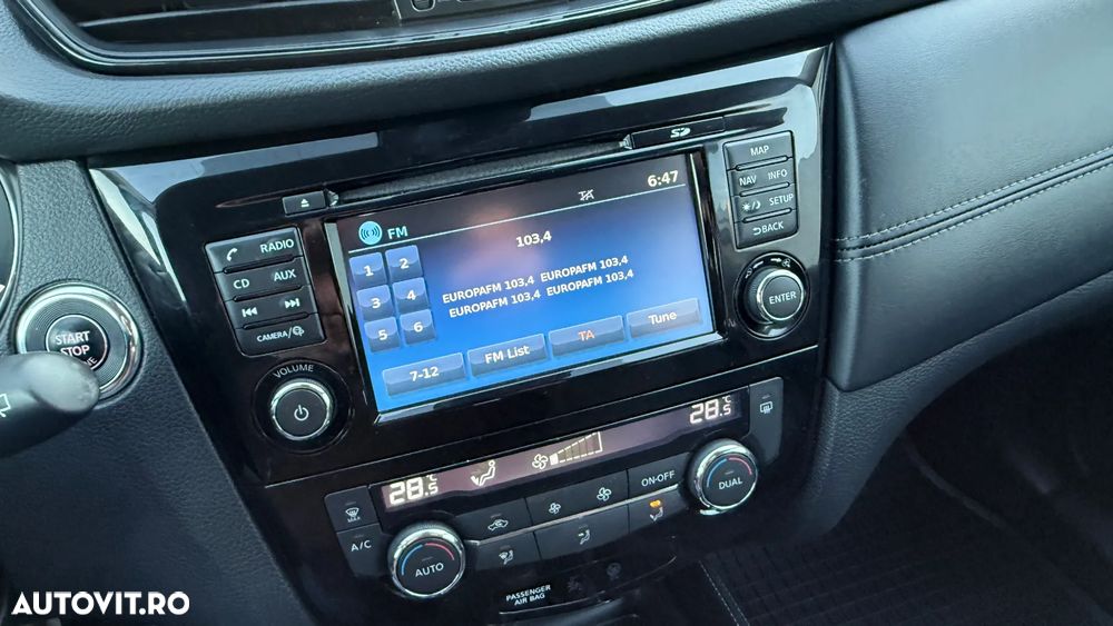 Nissan X-Trail 1.6L dCI Start/Stop XTRONIC Tekna - 17