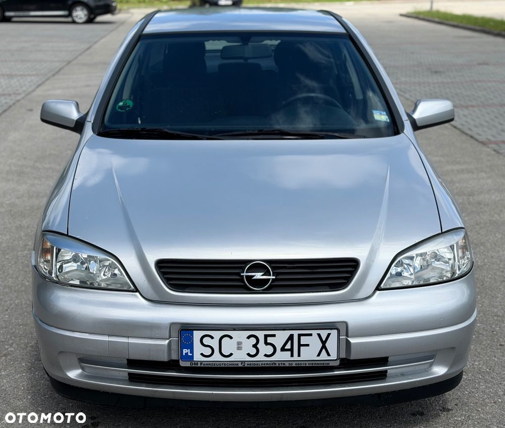 Opel Astra 1.6 16V 100 - 2