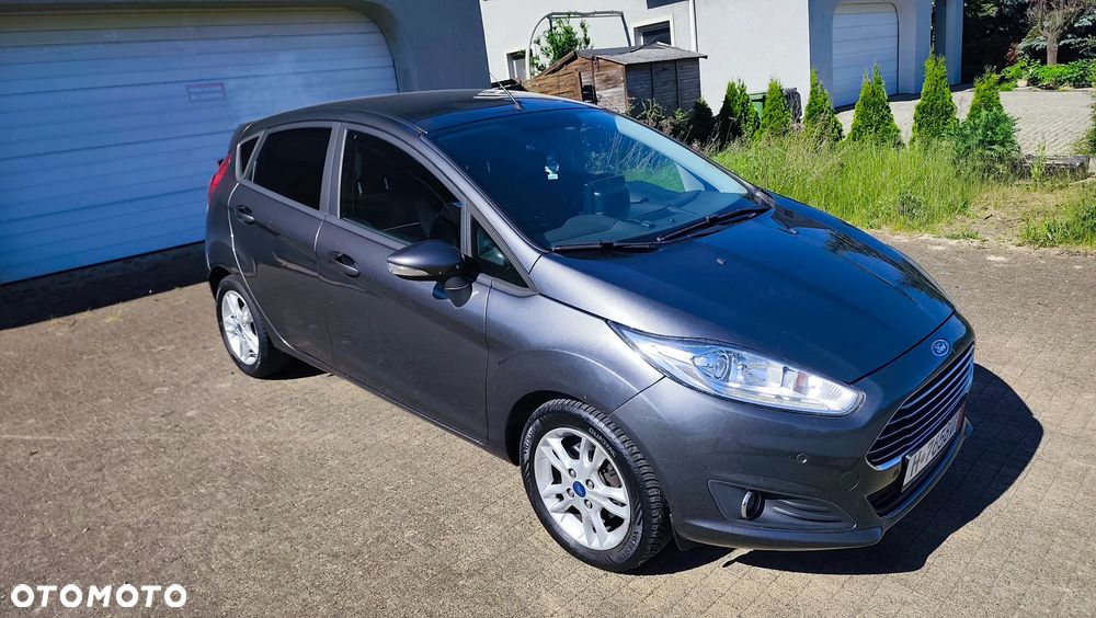 Ford Fiesta 1.0 EcoBoost S&S TITANIUM - 32