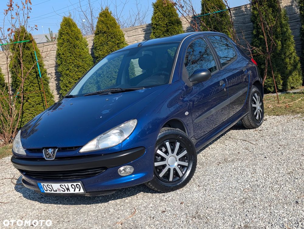 Peugeot 206 - 1