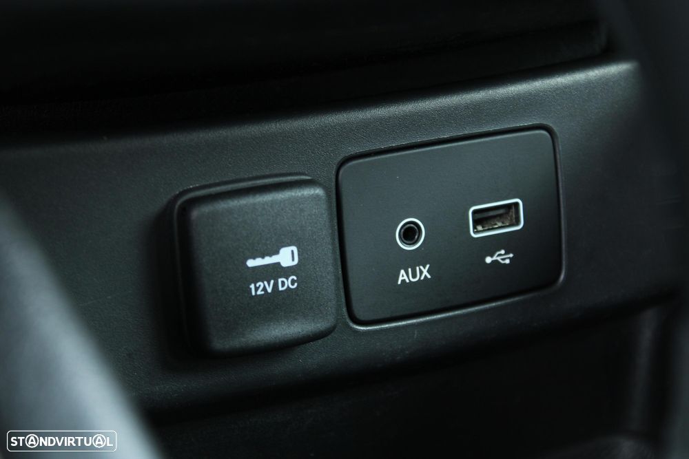 Fiat Tipo Station Wagon 1.6 M-Jet Lounge Tech DCT - 23