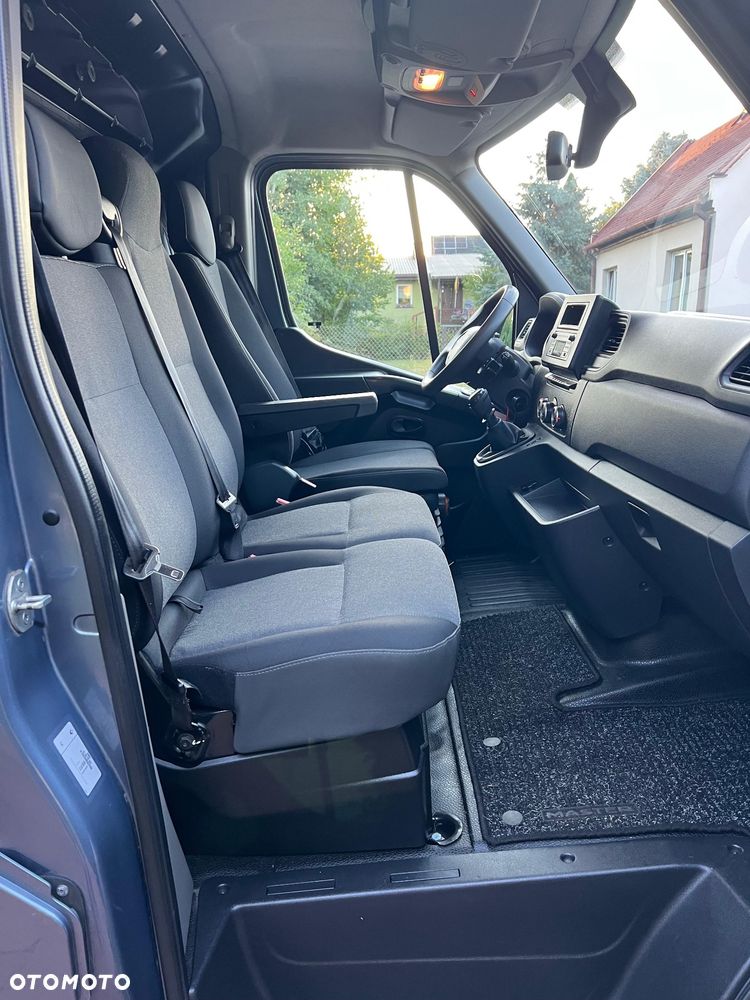 Renault Master - 18