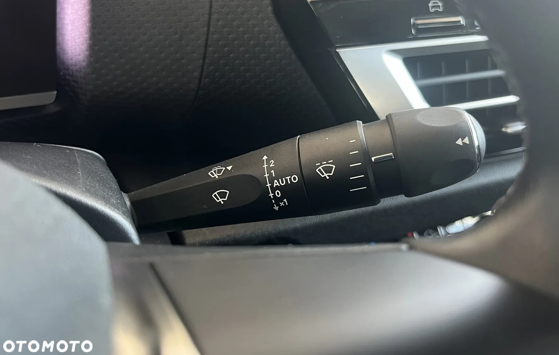 Citroën C4 PureTech 130 Stop&Start SHINE - 21