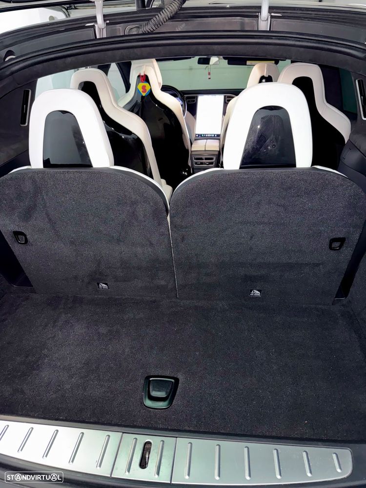 Tesla Model X P100D - 7
