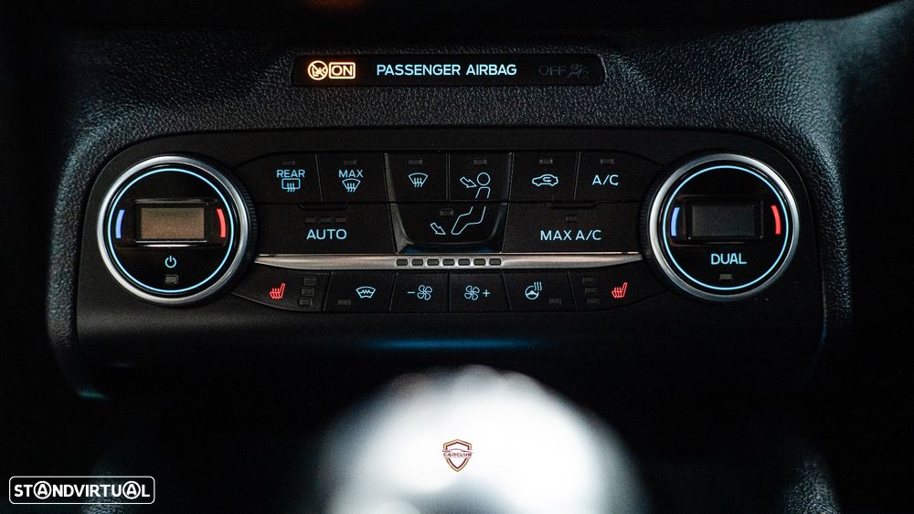 Ford Kuga 1.5 EcoBoost ST-LINE - 35