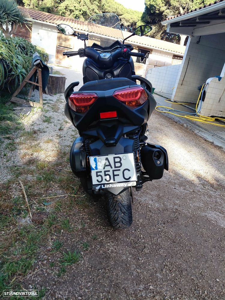 Yamaha X-Max Tech max - 3