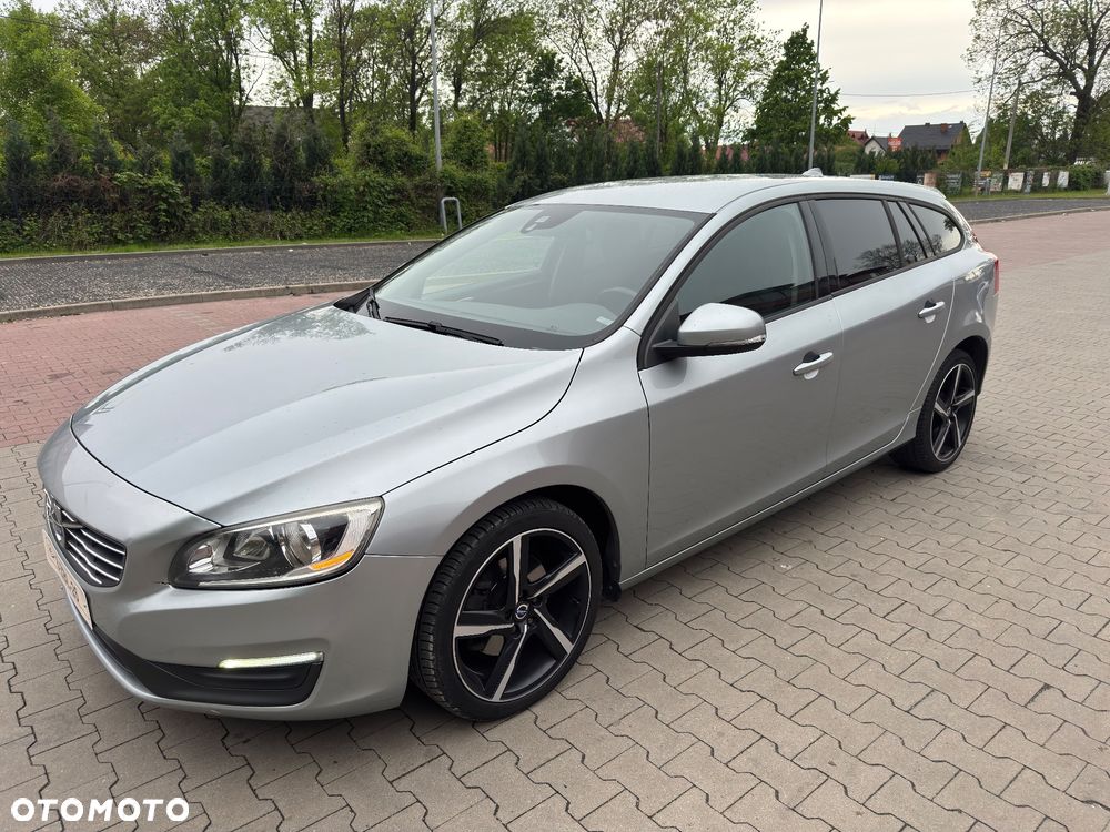 Volvo V60 D4 Kinetic - 3