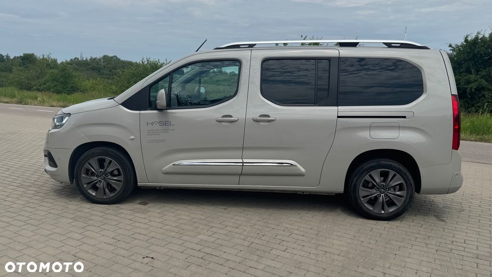 Toyota Proace City Verso Long 1.2 D-4T Family - 10
