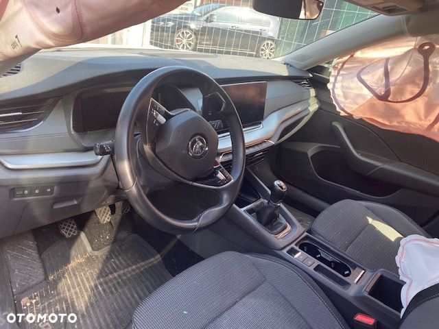 Skoda Octavia 2.0 TDI Ambition - 8