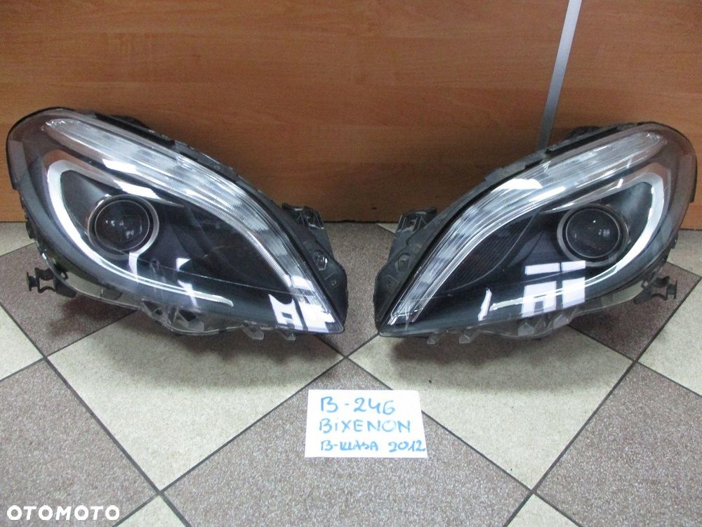 Lampa Bixenon xenon Mercedes B-klasa 246 12R LEWA - 1