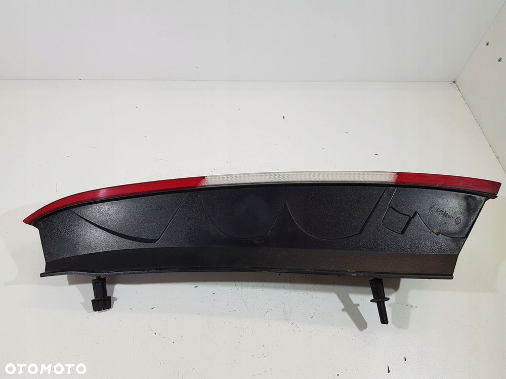 lampa prawa tylna ford c-max 03-07 3m5113a602aa - 4
