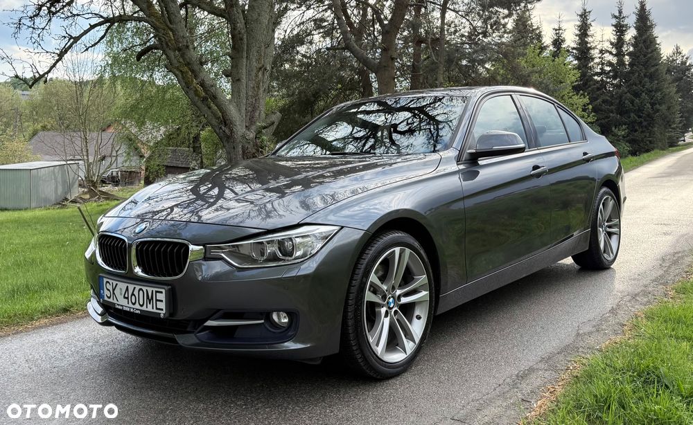 BMW Seria 3 328i xDrive Sport Line - 2