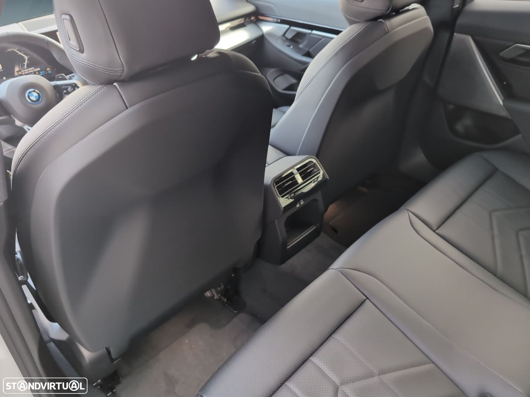 BMW 530 e Pack Desportivo M - 17