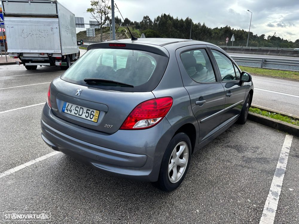 Peugeot 207 90 HDi FAP (Blue Lion) Premium - 4