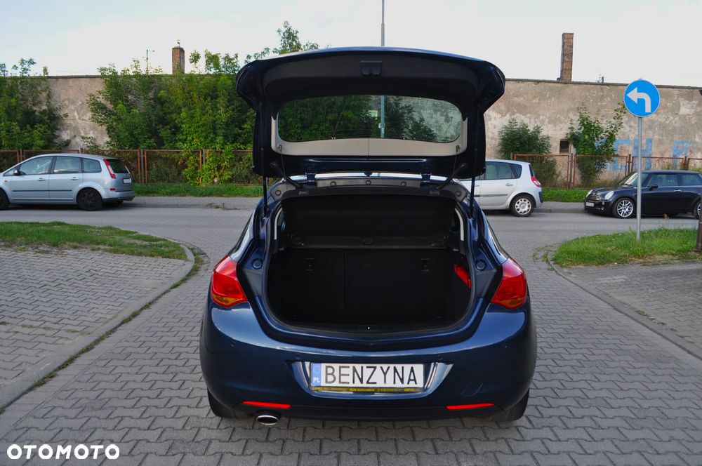 Opel Astra 1.4 Turbo Style - 9