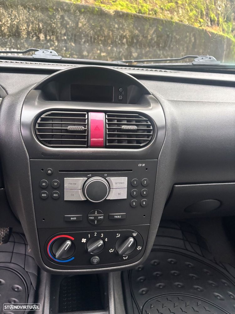 Opel Corsa 1.3 CDTI - 14