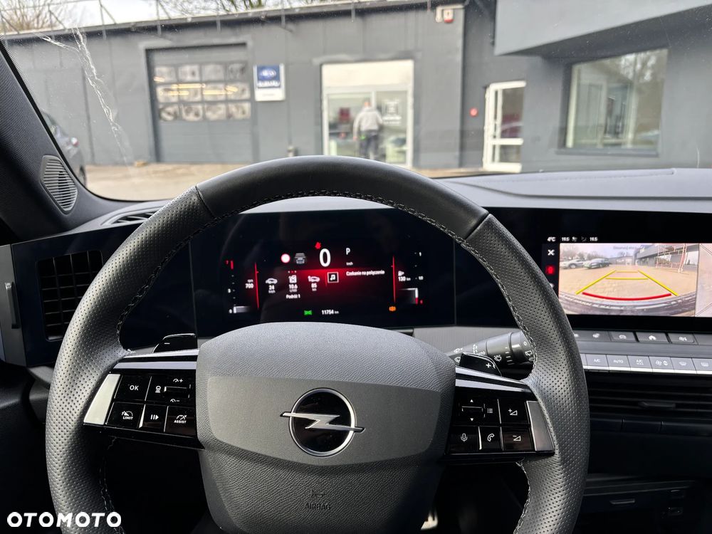 Opel Astra 1.2 Turbo Automatik GS - 20