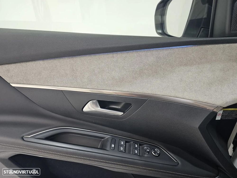 Peugeot 3008 1.5 BlueHDi GT Pack EAT8 - 35