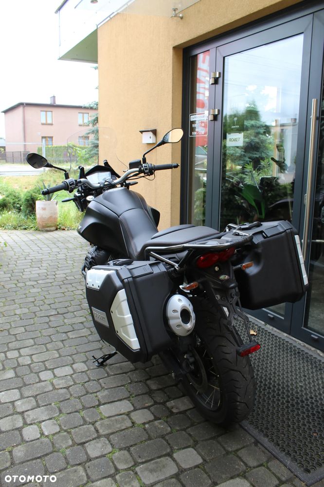 Moto Guzzi V85 - 5