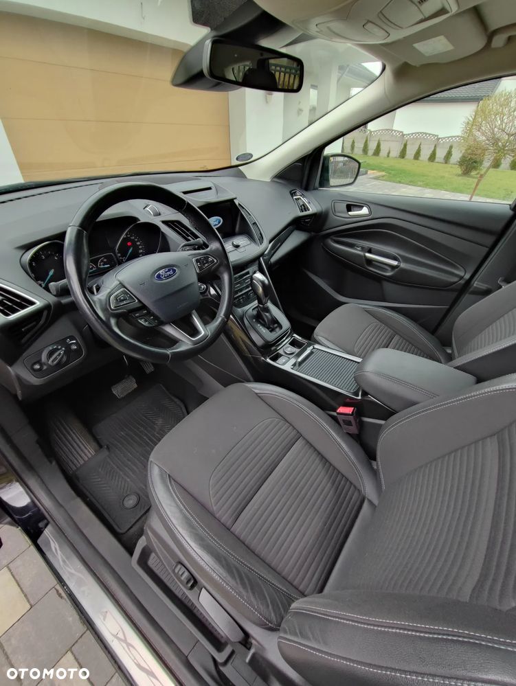 Ford Kuga 2.0 TDCi 4WD Titanium Plus - 28