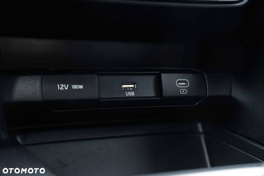 Kia XCeed 1.5 T-GDI M - 26
