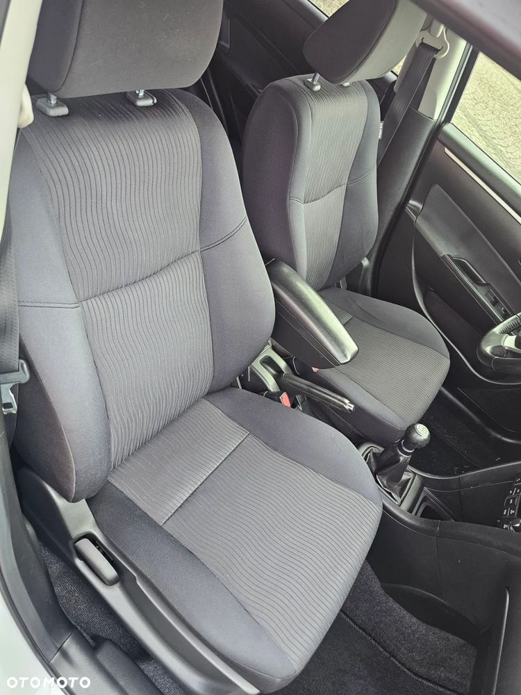 Suzuki Swift 1.2 4x4 Club - 29